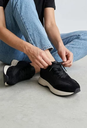 Pantofi dama NUR negri din piele intoarsa si material textil