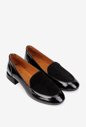 Pantofi dama NUR negri din piele lacuita cu insertii piele intoarsa