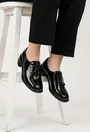 Pantofi dama NUR negri din piele lacuita cu siret elastic