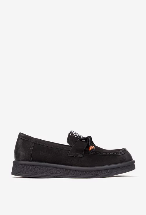 Pantofi dama NUR negri din piele nabuc cu ornament