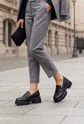 Pantofi dama NUR negri din piele naturala