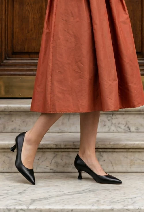 Pantofi dama NUR negri din piele naturala cu varful ascutit picture - 2