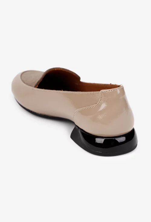 Pantofi dama NUR taupe din piele lacuita cu insertii piele intoarsa