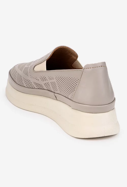 Pantofi dama NUR taupe din piele perforata
