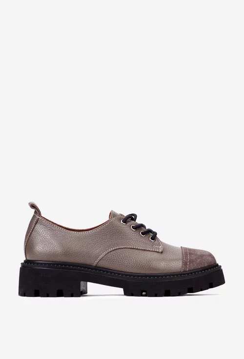 Pantofi dama NUR taupe din piele texturata cu varful din piele intoarsa
