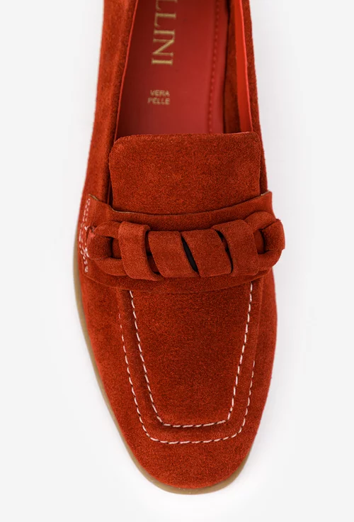 Pantofi dama rosii din piele intoarsa cu ornament