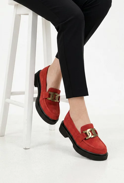 Pantofi dama rosii din piele intoarsa cu ornament