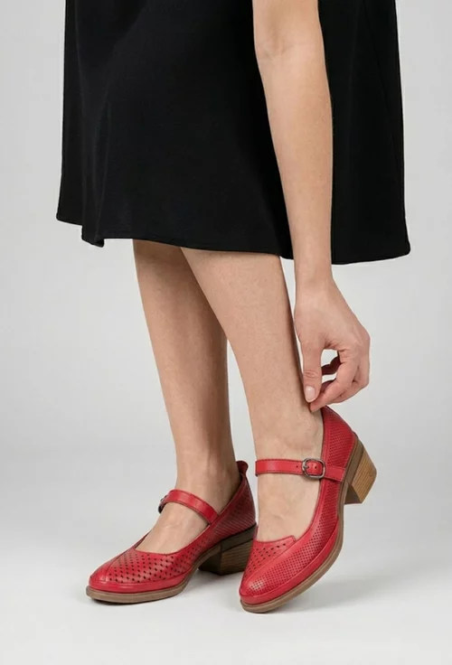 Pantofi dama rosii din piele naturala perforata