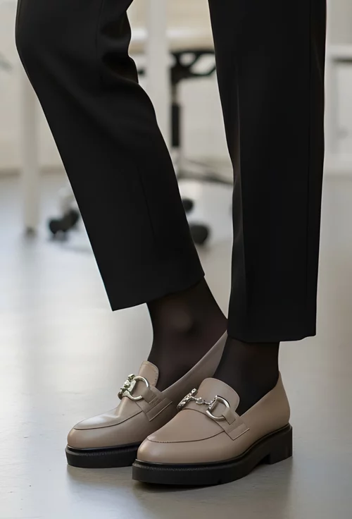 Pantofi dama taupe confectionati din piele naturala