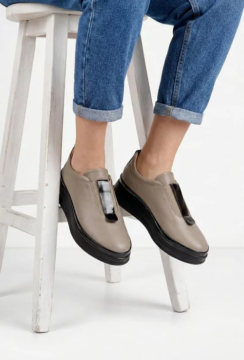 Pantofi dama taupe cu negru din piele naturala