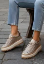 Pantofi dama taupe din piele cu imprimeu si ornament