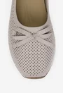 Pantofi dama taupe din piele cu perforatii fine