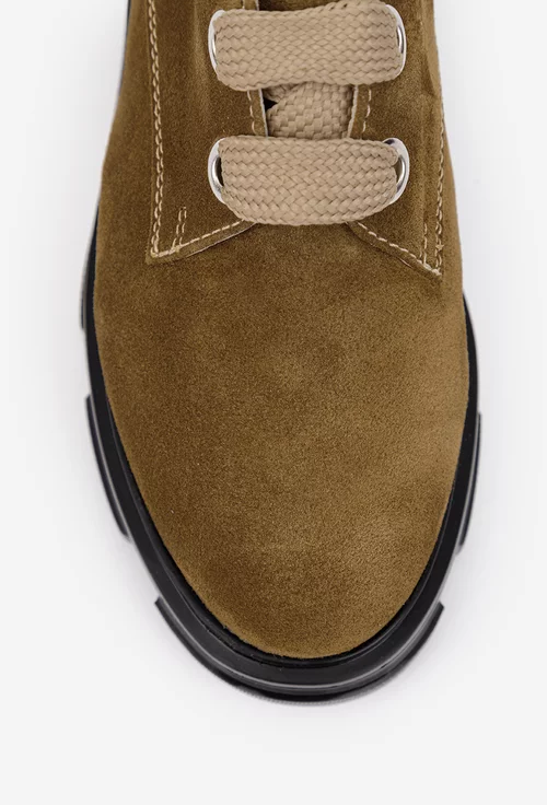 Pantofi dama taupe din piele intoarsa cu siret