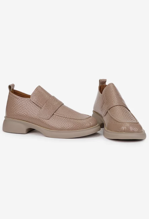 Pantofi dama taupe din piele lacuita cu model
