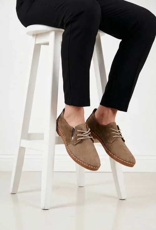Pantofi dama taupe din piele nabuc cu siret si fermoar decorativ