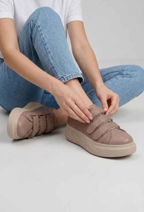 Pantofi dama taupe din piele naturala cu inchidere velcro