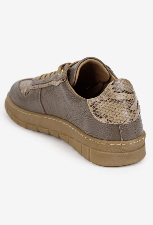 Pantofi dama taupe din piele texturata cu model