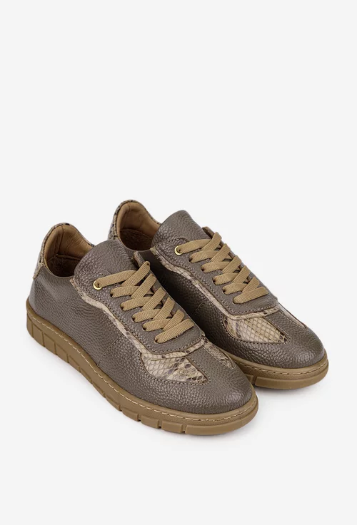 Pantofi dama taupe din piele texturata cu model