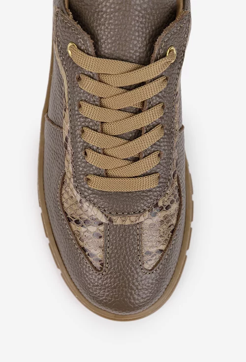 Pantofi dama taupe din piele texturata cu model