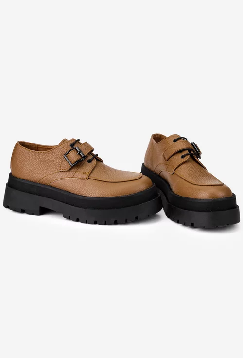 Pantofi dama taupe din piele texturata cu siret si catarama