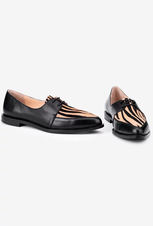 Pantofi deosebiti din piele neagra cu insertii colorate