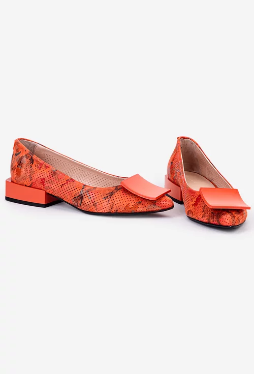 Pantofi din piele portocalie cu imprimeu si ornament