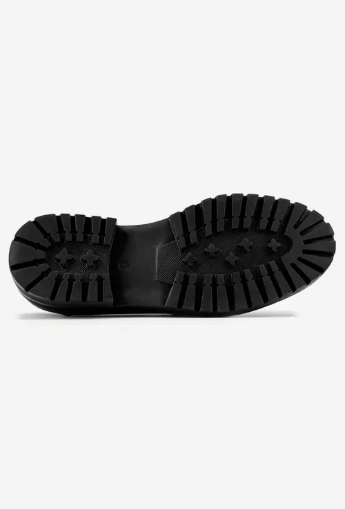 Pantofi negri din piele cu accesoriu lant