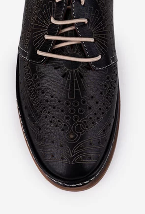 Pantofi negri din piele cu siret elastic si model