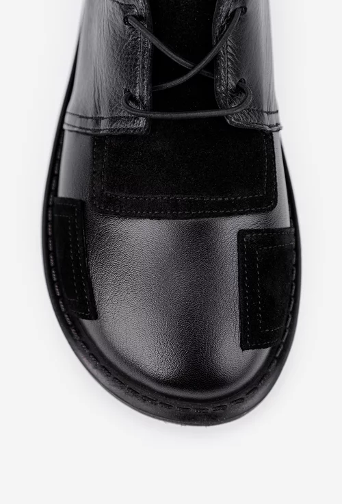 Pantofi negri din piele naturala cu aplicatii din piele intoarsa