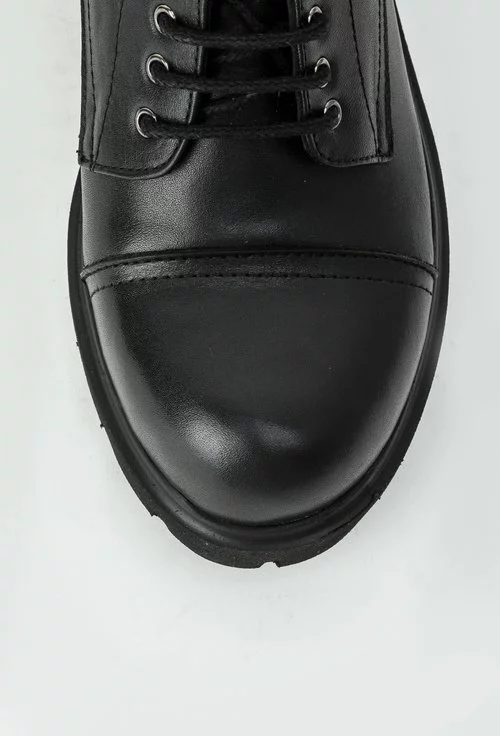 Pantofi negri din piele naturala cu siret Meridan