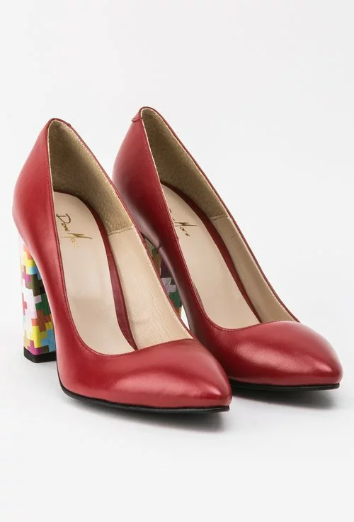 Pantofi rosii din piele naturala cu toc colorat Ynna