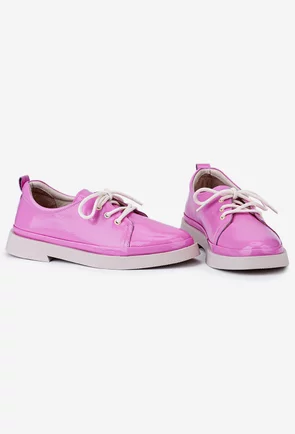 Pantofi roz din piele lacuita cu siret