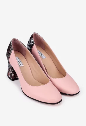 Pantofi roz pudra din piele cu model deosebit