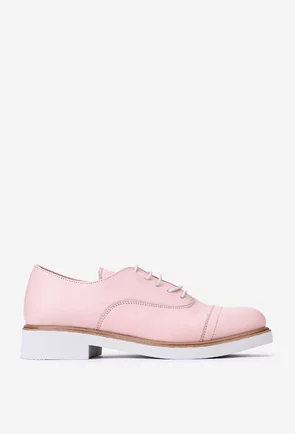 Pantofi roz pudra din piele naturala cu siret