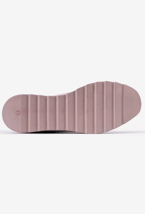 Pantofi roz pudra realizati din piele naturala