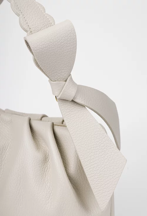 Poseta dama bej din piele texturata cu ornament funda