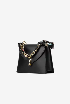 Poseta dama din piele neagra cu ornament esarfa
