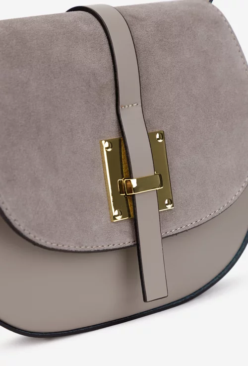 Poseta dama taupe din piele cu clapeta din piele intoarsa