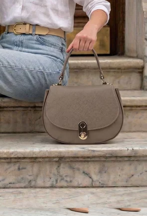 Poseta dama taupe din piele texturata