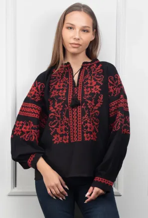 Bluza neagra cu broderie rosie S