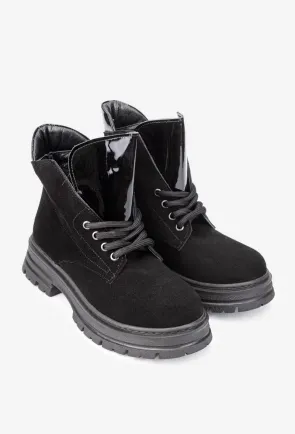Ghete dama negre din piele intoarsa