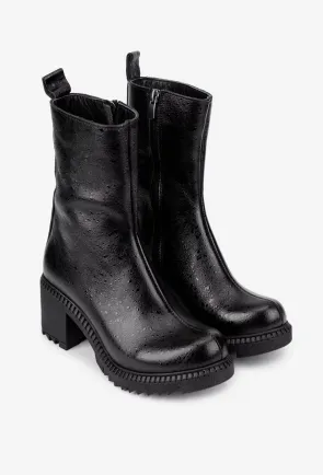 Ghete dama negre din piele naturala cu model