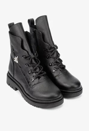 Ghete dama negre din piele texturata cu ornament