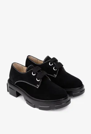 Pantofi dama din piele intoarsa neagra cu siret