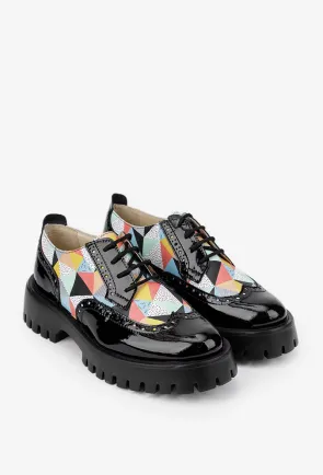 Pantofi dama din piele lacuita neagra cu detalii colorate