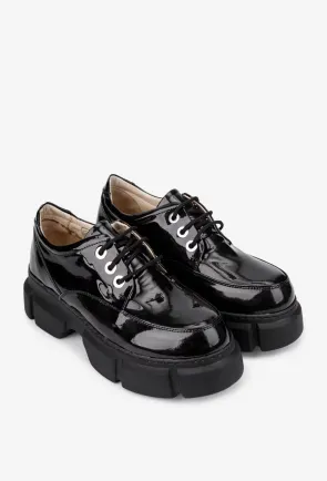 Pantofi dama negri din piele lacuita
