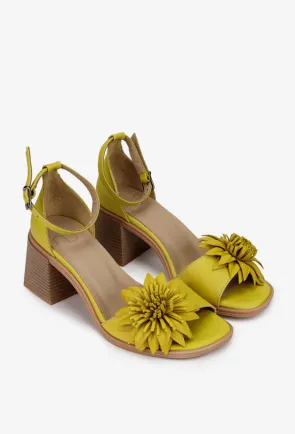 Sandale dama galbene NUR din piele cu ornament floare