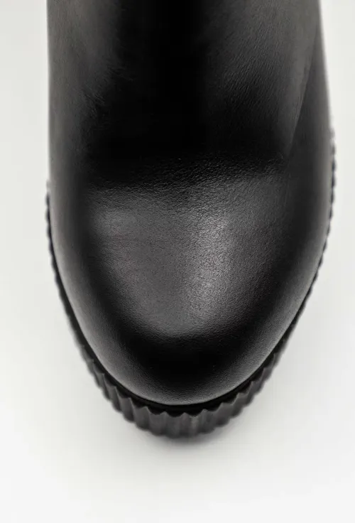 Botine dama negre din piele naturala cu tinte picture - 9