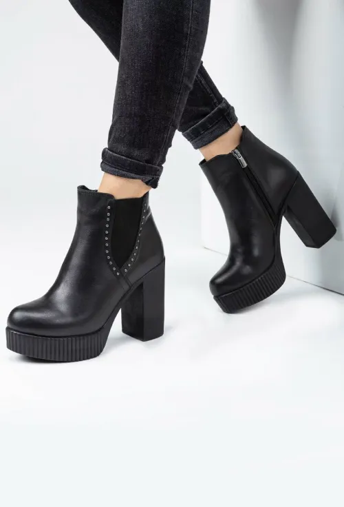 Botine dama negre din piele naturala cu tinte picture - 6