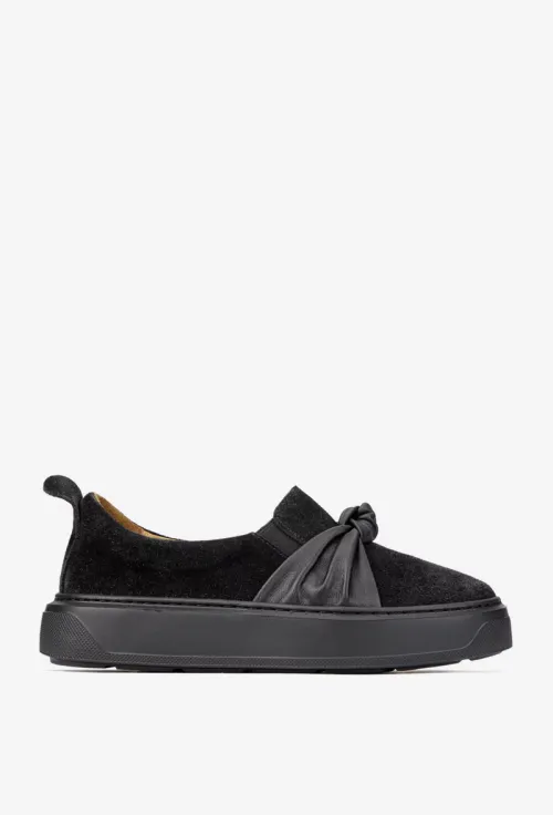 Mocasini dama din piele intoarsa neagra accesorizati picture - 3